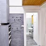 Airy & Bright Flat In Dejvice By Castle Apartament *