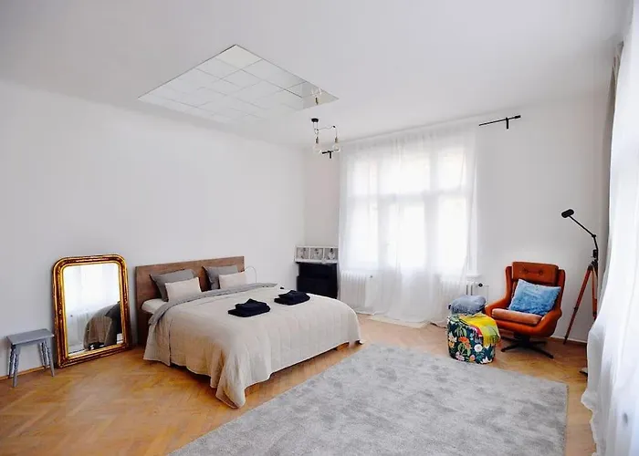 아파트 Airy & Bright Flat In Dejvice By Castle 프라하
