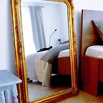 Airy & Bright Flat In Dejvice By Castle