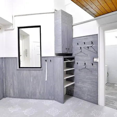 Apartment Airy & Bright Flat In Dejvice By Castle Prag
